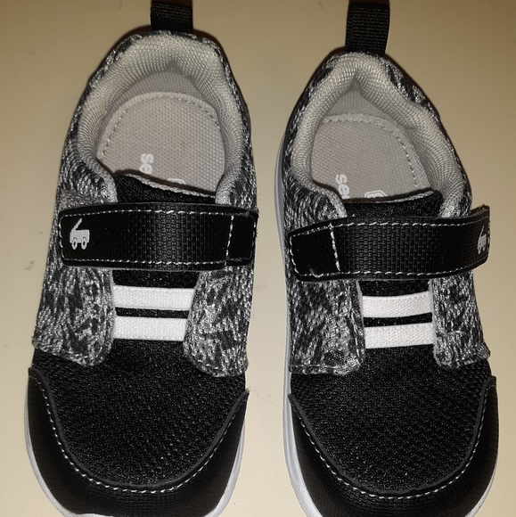 See kai run size 8 - Picture 1 of 6
